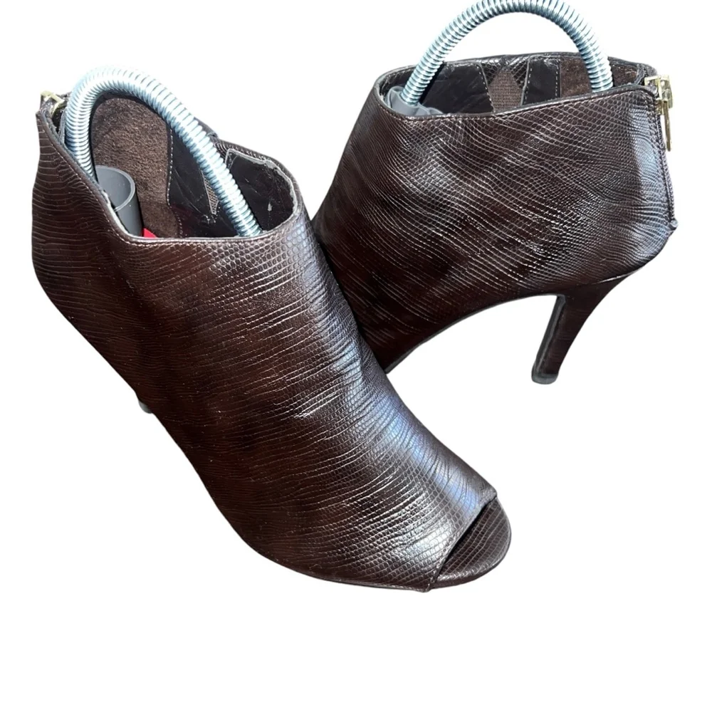 Women's Ann Marino Brown Boots Size 7